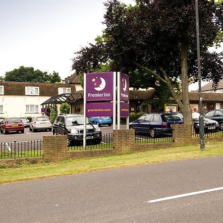 Premier Inn Gatwick Crawley Ngoại thất bức ảnh