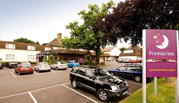 Premier Inn Gatwick Crawley Ngoại thất bức ảnh